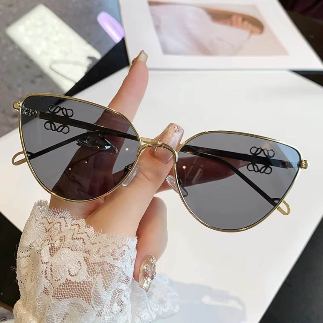 EyedigoLight Black X Metal GoldenElegant Cat-Eye sunglasses - E09-0040 1-side