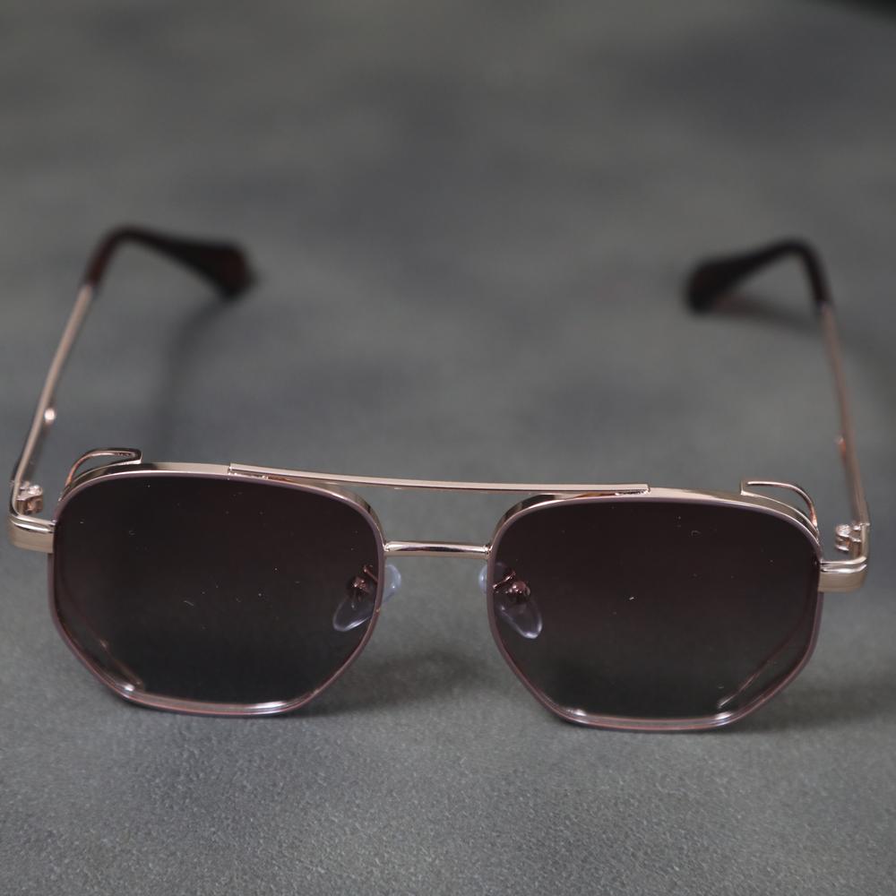eyedigo-wayfarer-Stylish sunglasses-gradient-brown-golden-sail-side-S10-0025 1