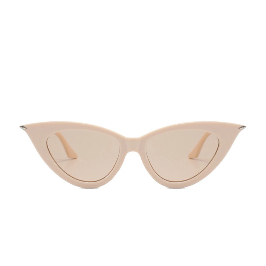 Eyedigo brown X beign cat-eye stylish sunglasses.