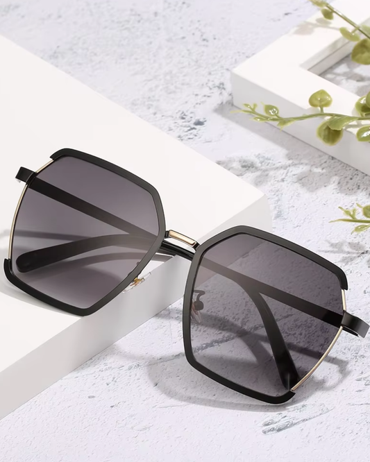 EyedigoGradient Black X GreenChic Oversized sunglasses- E09-0037 4-side