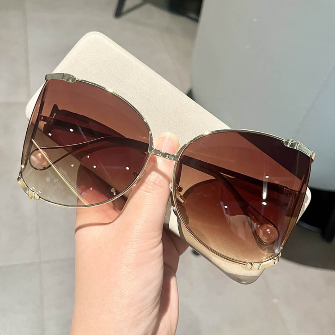 EyedigoGradient Brown X Metal GoldenDramatic Geometric Butterfly sunglasses- E09-0039 2-front