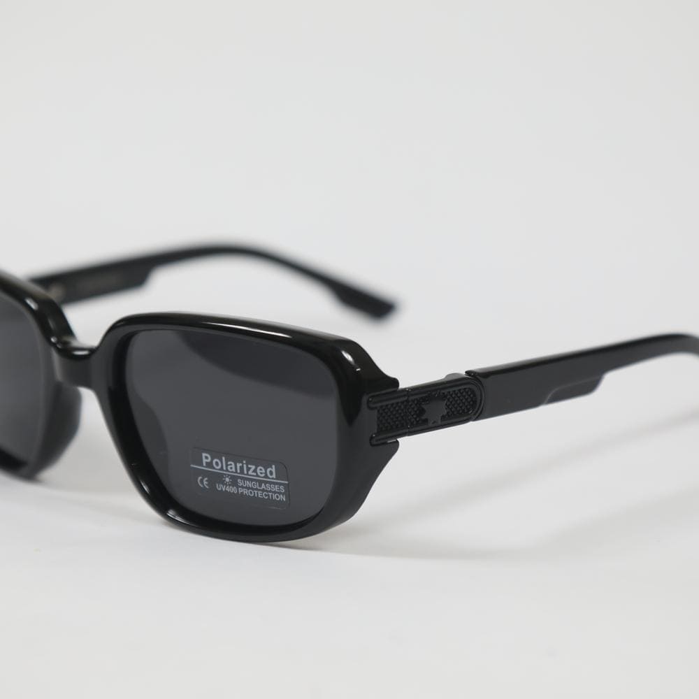 eyedigo-cat-eye-Stylish sunslasses-black-black-aura-front-S10-0015 2