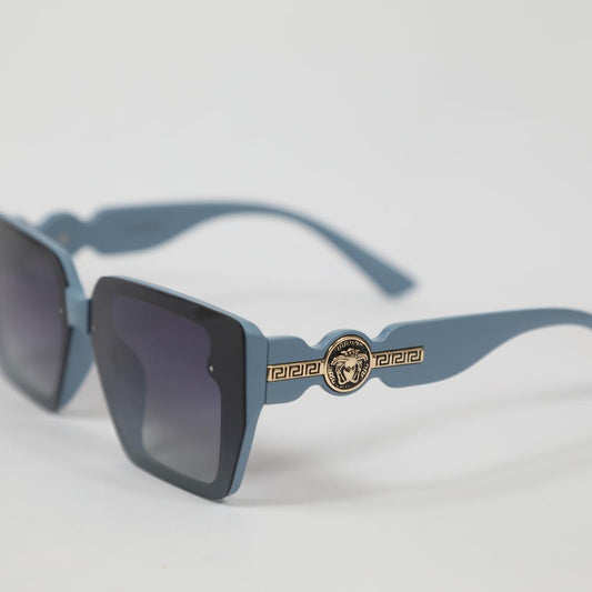 eyedigo-oversize-Stylish sunslasses-black-light-blue-ember-front-S10-0020 5