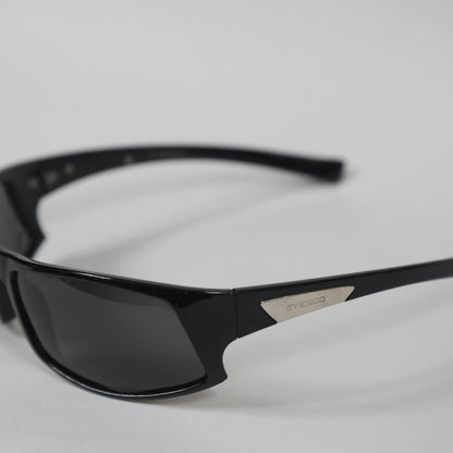 eyedigo-wayfarer-Stylish sunglasses-black-shiny-black-wraparound-front-S10-0016 4