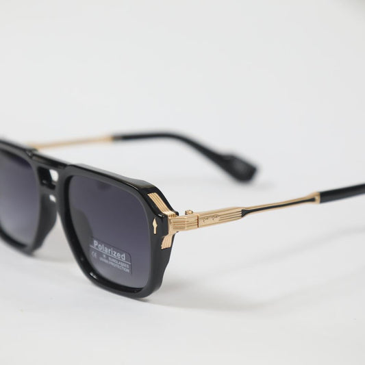 eyedigo-wayfarer-Stylish sunglasses-gradient-black-golden-apex-front-S10-0013 2