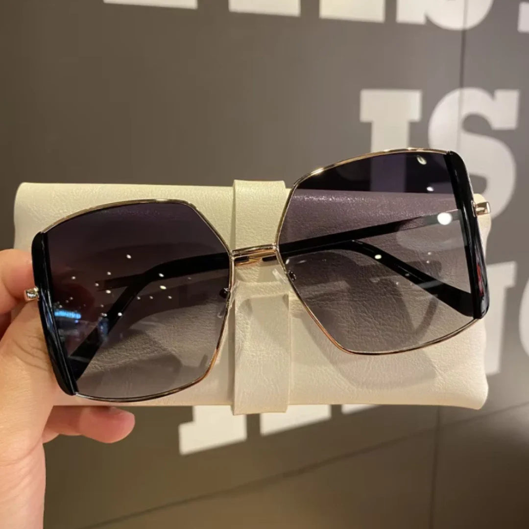 Eyedigo black X black oversize stylish sungasses.