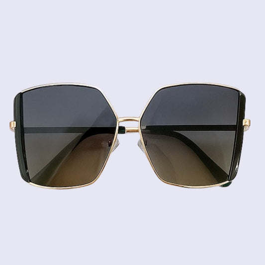 Eyedigo black X black oversize stylish sungasses.