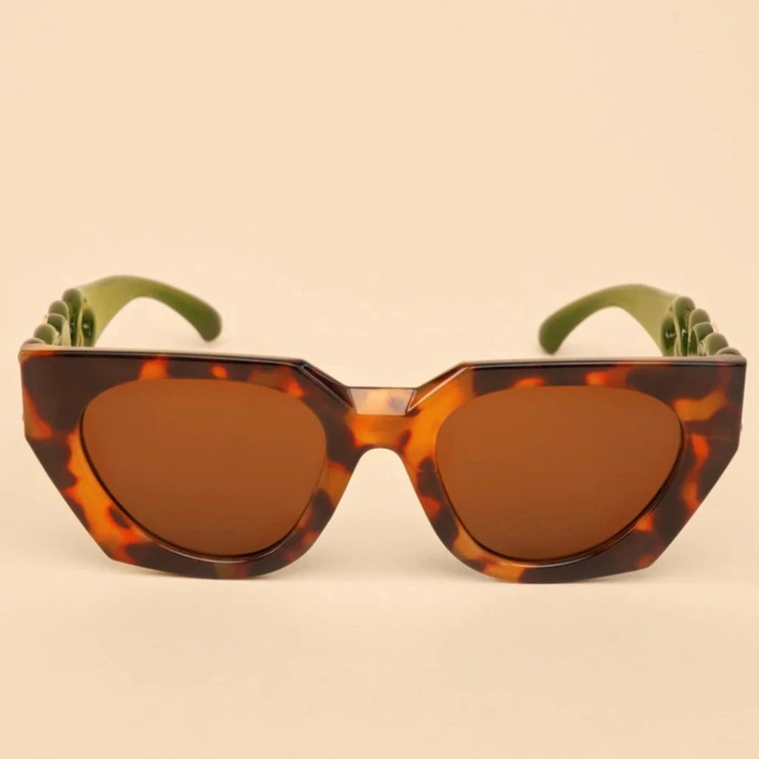 Eyedigo leopard brown Stylish sunglasses.
