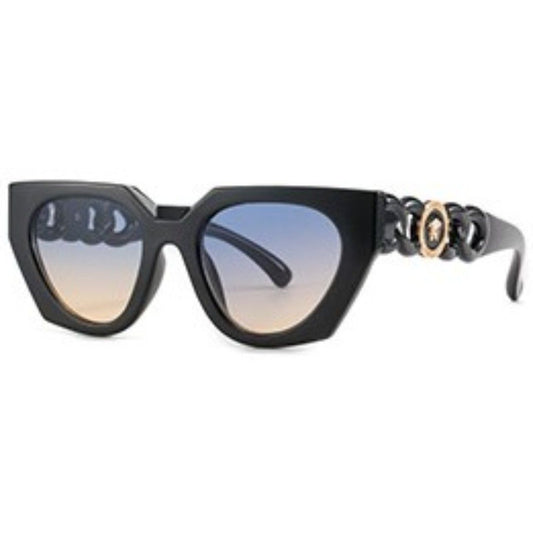Eyedigo Oversize styish sunglasses.