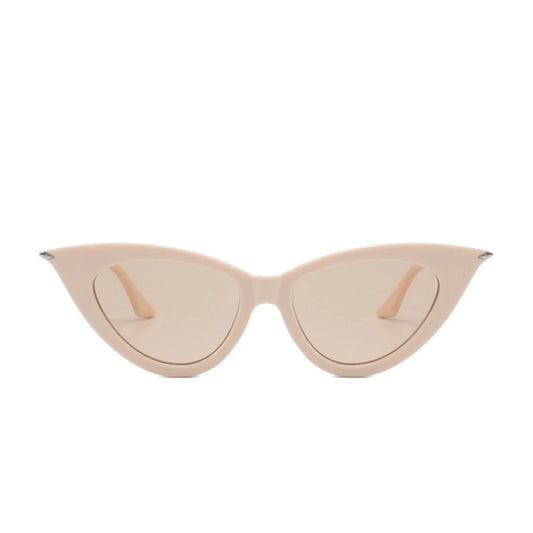Eyedigo brown X beign cat-eye stylish sunglasses.